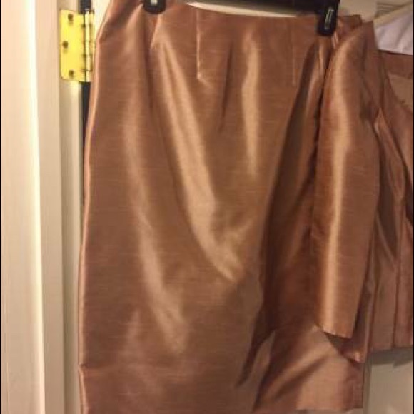 Fall Size 8 mother of the bride two piece outfit - Picture 4 of 6